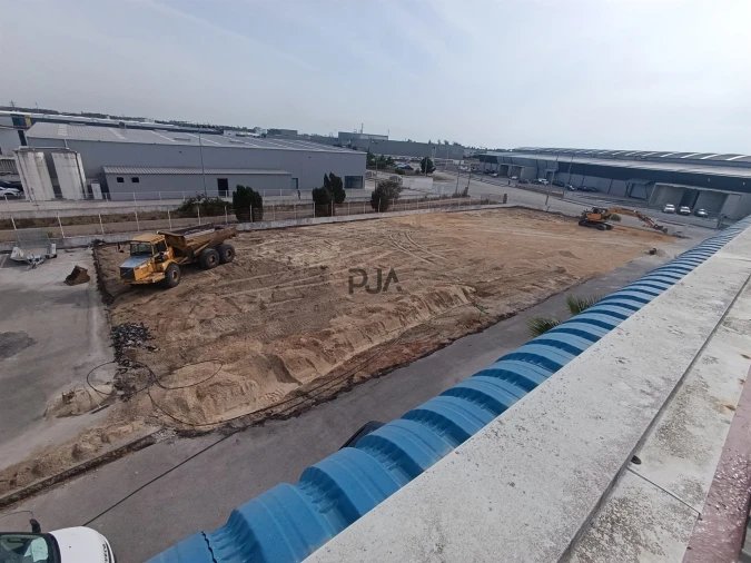 Terreno para Arrendamento em São Pedro Foto 4