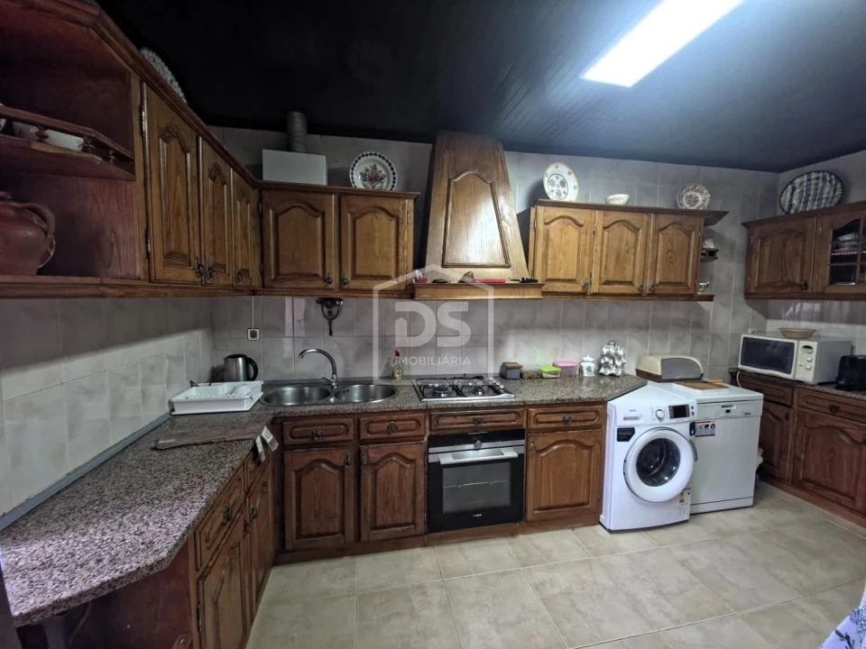 Quinta T4 para Venda em Fontelas Foto 52