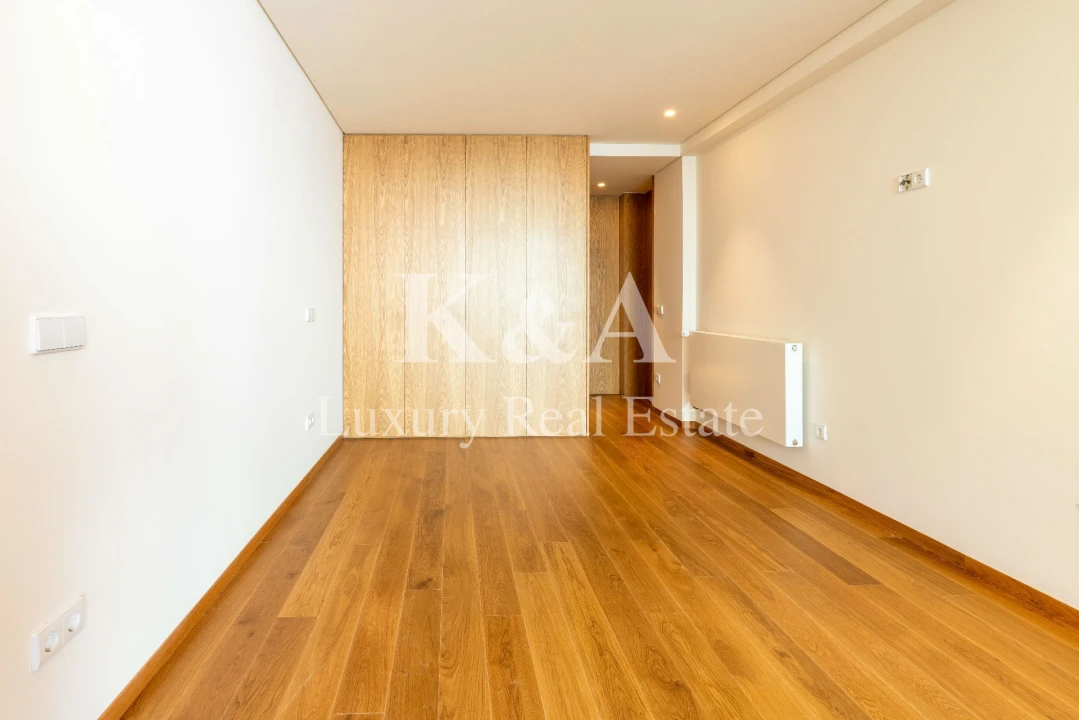 Moradia T4 para Venda em Aldoar, Foz do Douro e Nevogilde Foto 7