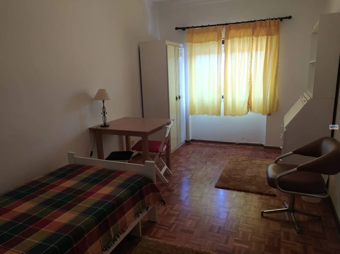 Quarto para Arrendamento em Covilhã e Canhoso Foto 6