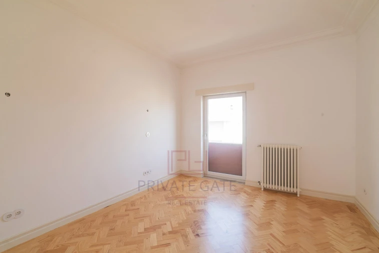Apartamento T4 para Arrendamento em Cedofeita, Santo Ildefonso, Sé, Miragaia, São Nicolau e Vitória Foto 18