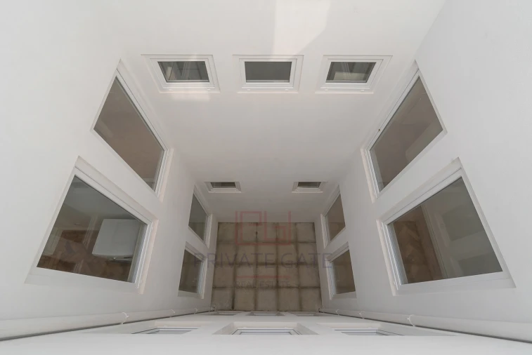 Apartamento T4 para Arrendamento em Cedofeita, Santo Ildefonso, Sé, Miragaia, São Nicolau e Vitória Foto 30