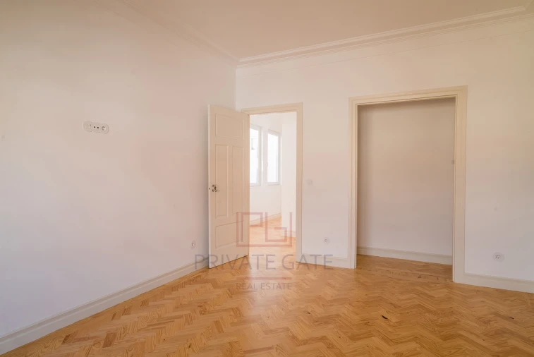 Apartamento T4 para Arrendamento em Cedofeita, Santo Ildefonso, Sé, Miragaia, São Nicolau e Vitória Foto 22