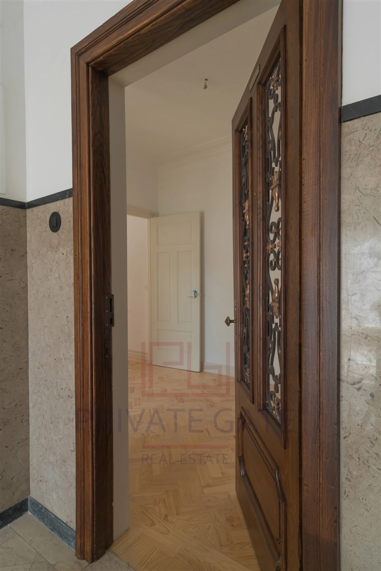 Apartamento T4 para Arrendamento em Cedofeita, Santo Ildefonso, Sé, Miragaia, São Nicolau e Vitória Foto 5