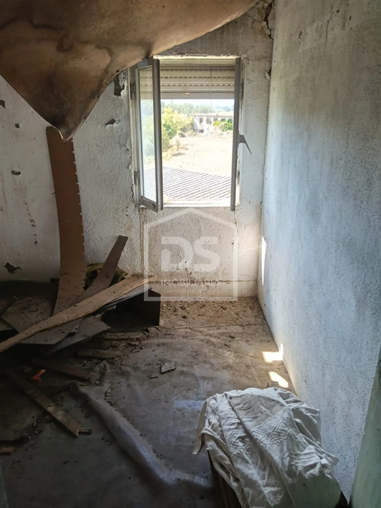 Moradia T2 para Venda em Currelos, Papízios e Sobral Foto 13