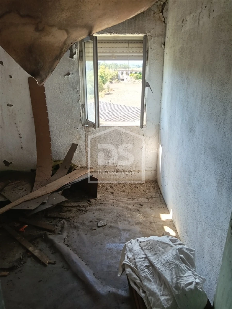 Moradia T2 para Venda em Currelos, Papízios e Sobral Foto 13