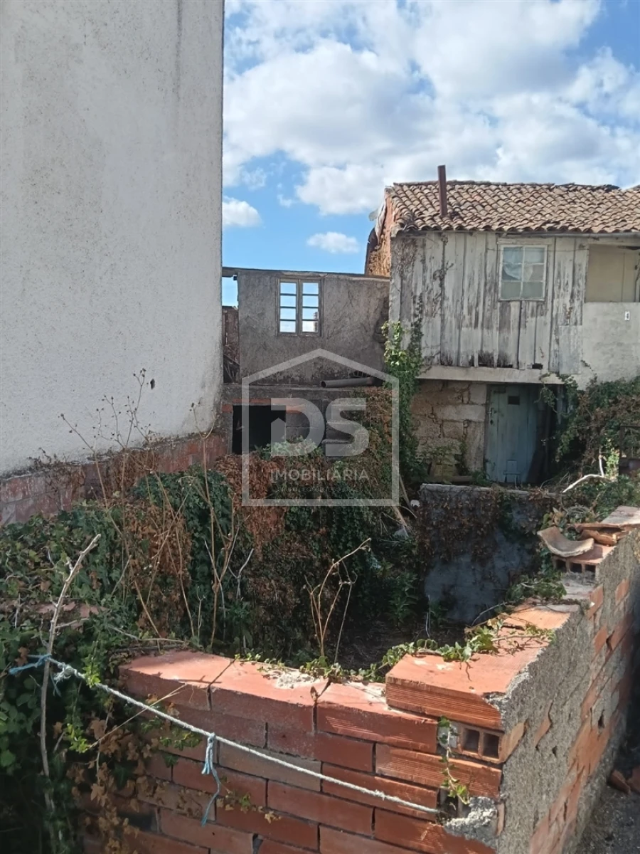 Moradia T2 para Venda em Currelos, Papízios e Sobral Foto 4