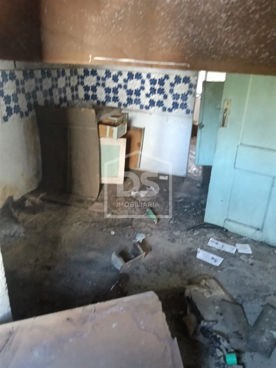 Moradia T2 para Venda em Currelos, Papízios e Sobral Foto 12