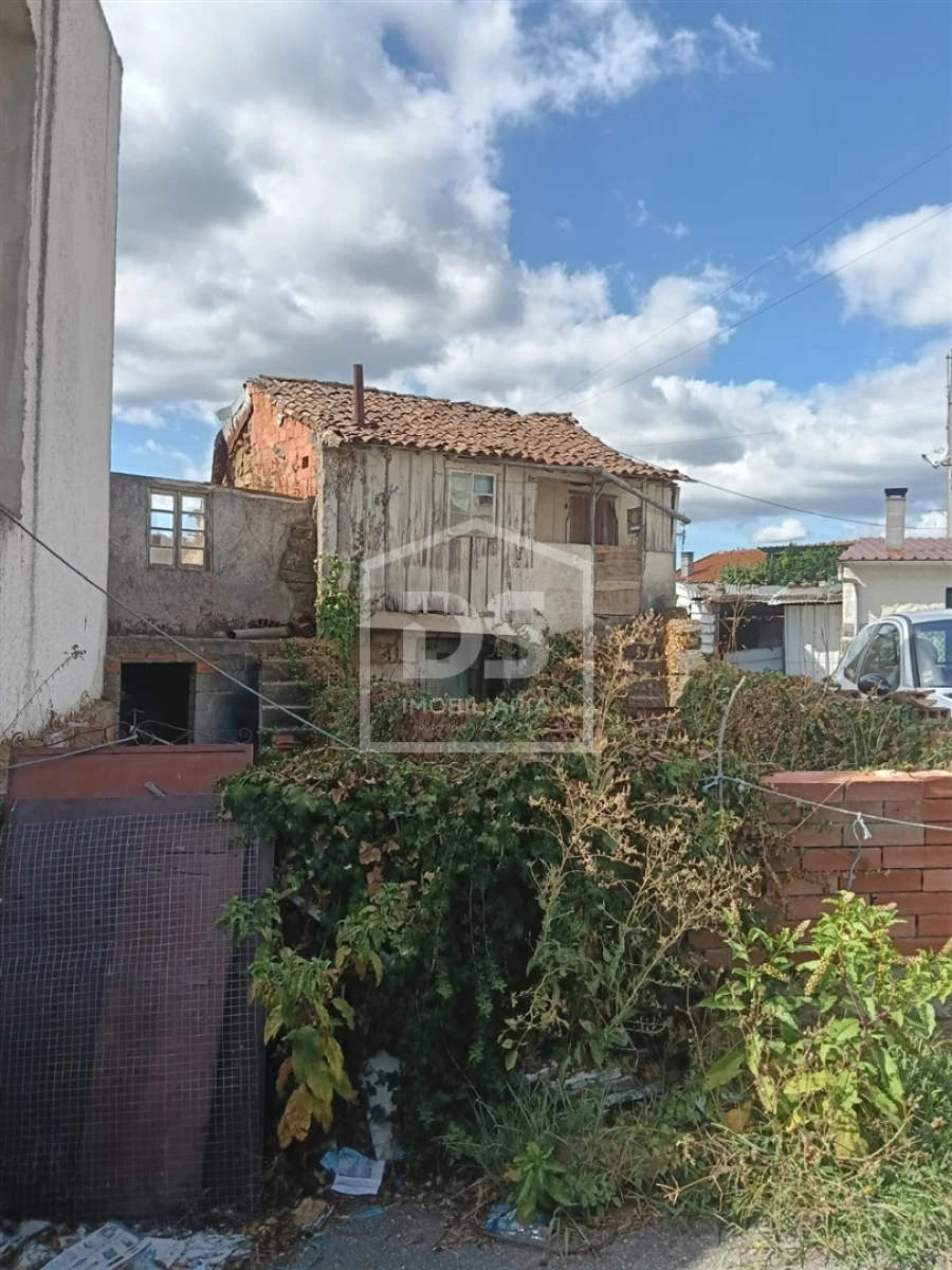 Moradia T2 para Venda em Currelos, Papízios e Sobral Foto 5