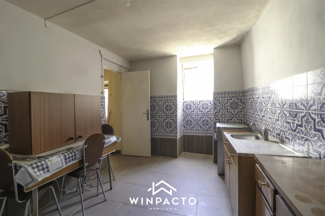 Moradia T1 para Venda em Santar e Moreira Foto 16