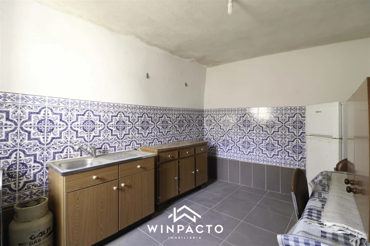 Moradia T1 para Venda em Santar e Moreira Foto 14