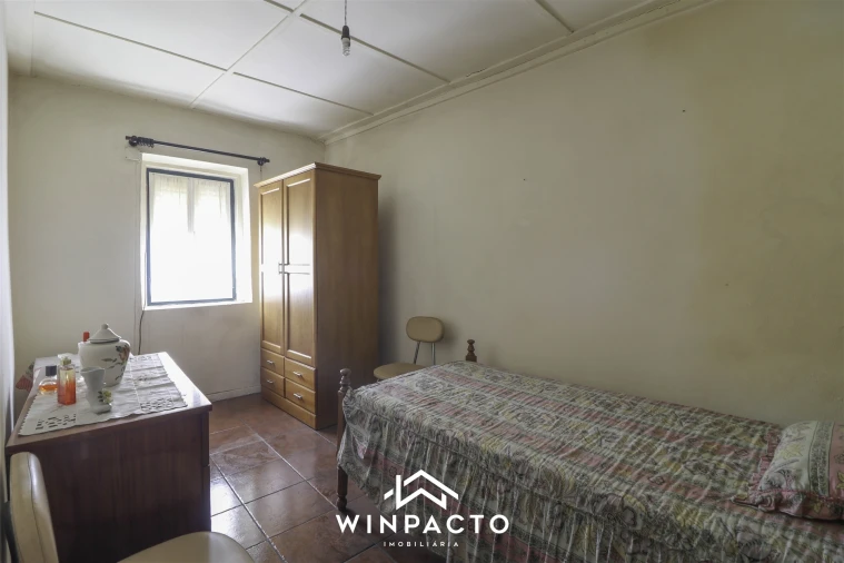 Moradia T1 para Venda em Santar e Moreira Foto 21