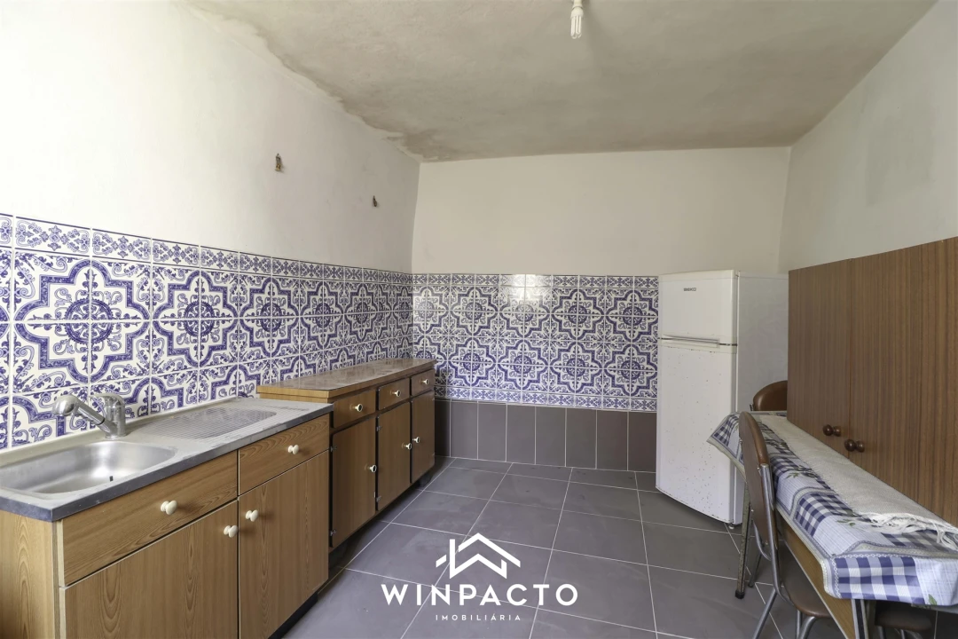 Moradia T1 para Venda em Santar e Moreira Foto 15