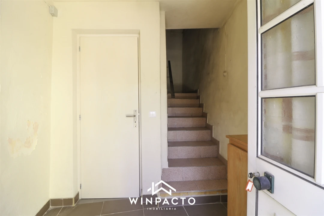 Moradia T1 para Venda em Santar e Moreira Foto 19