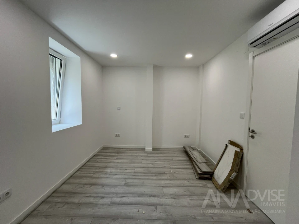 Apartamento T1 para Venda em Viseu Foto 10
