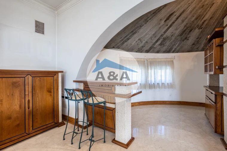 Moradia T6 para Venda em Maceira Foto 14