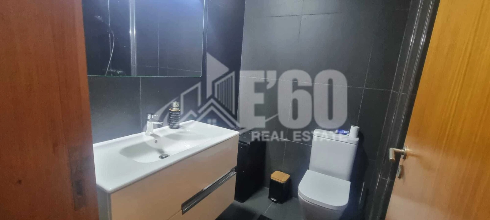 Apartamento T3 para Venda em Esmoriz Foto 13