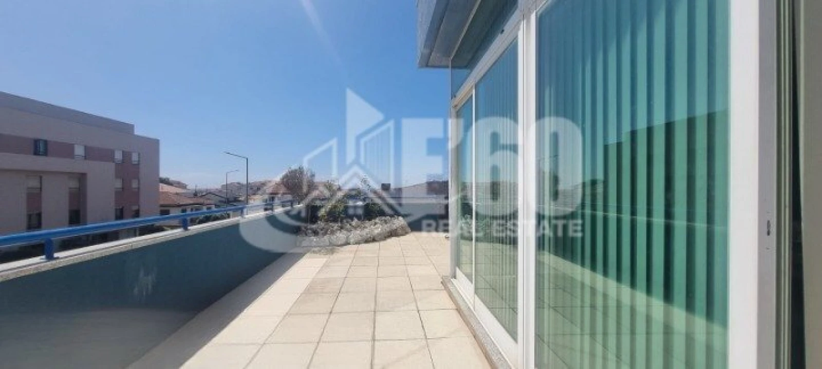 Apartamento T3 para Venda em Esmoriz Foto 1