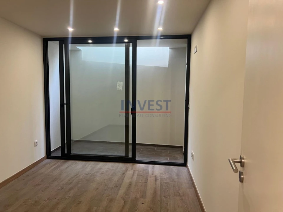 Apartamento T2 para Venda em Cedofeita, Santo Ildefonso, Sé, Miragaia, São Nicolau e Vitória Foto 26