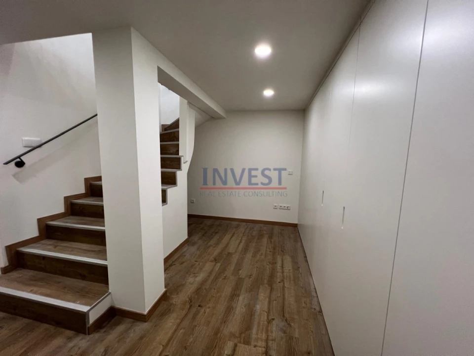 Apartamento T2 para Venda em Cedofeita, Santo Ildefonso, Sé, Miragaia, São Nicolau e Vitória Foto 34