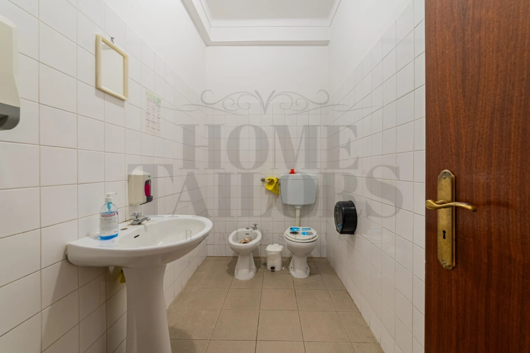 Armazém para Venda em Almeirim Foto 19