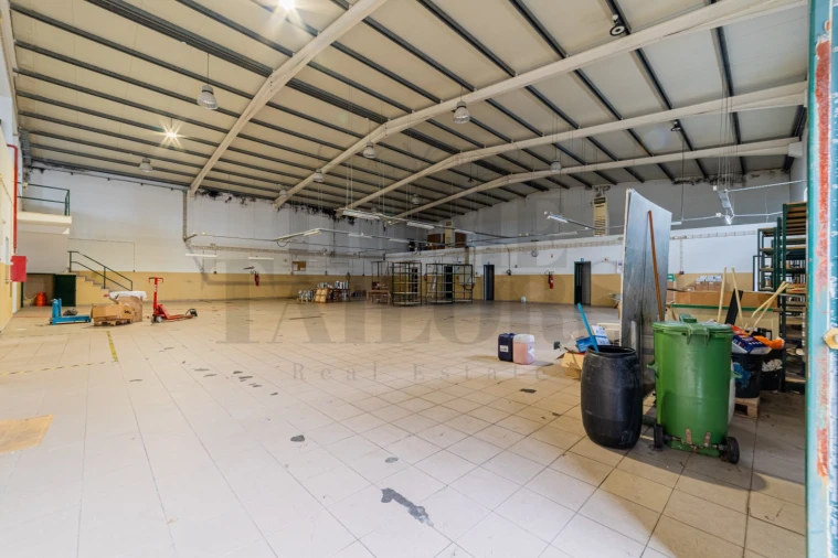 Armazém para Venda em Almeirim Foto 7