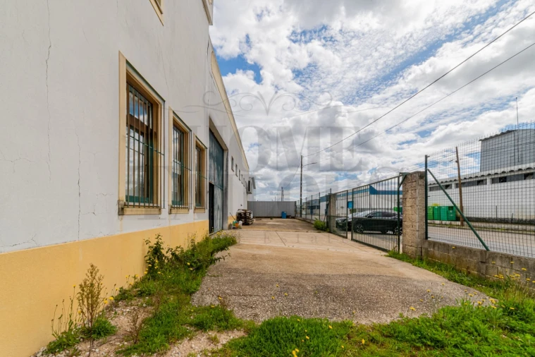 Armazém para Venda em Almeirim Foto 27