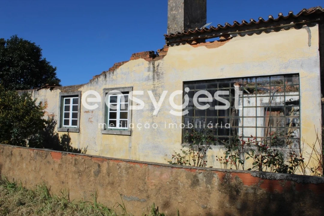 Moradia T4 para Venda em São João Baptista e Santa Maria dos Olivais Foto 2