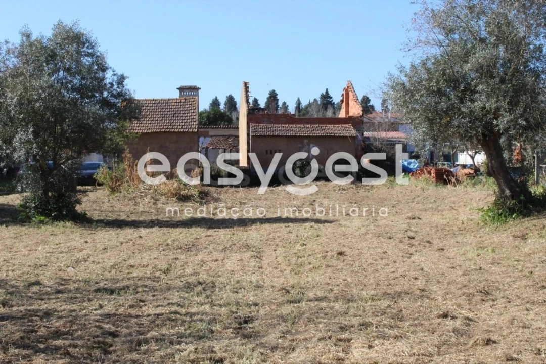 Moradia T4 para Venda em São João Baptista e Santa Maria dos Olivais Foto 23