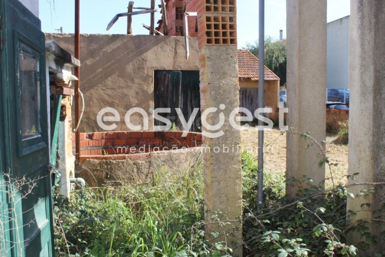 Moradia T4 para Venda em São João Baptista e Santa Maria dos Olivais Foto 7