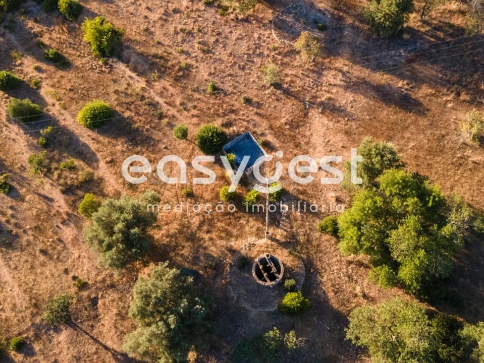 Terreno Misto para Venda em Quelfes Foto 9