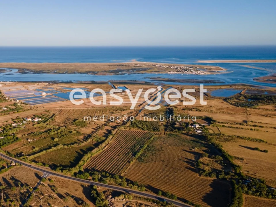 Terreno Misto para Venda em Quelfes Foto 12