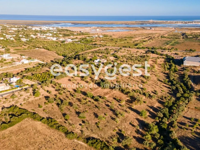 Terreno Misto para Venda em Quelfes Foto 7