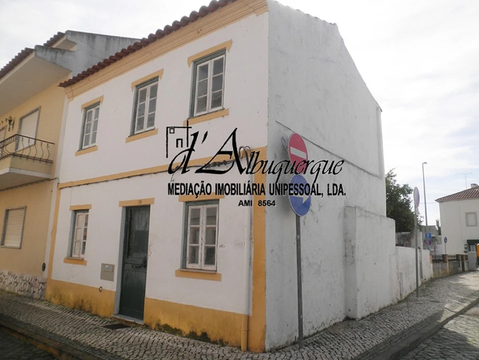 Moradia T3 para Venda em Ponte de Sor, Tramaga e Vale de Açor Foto 1