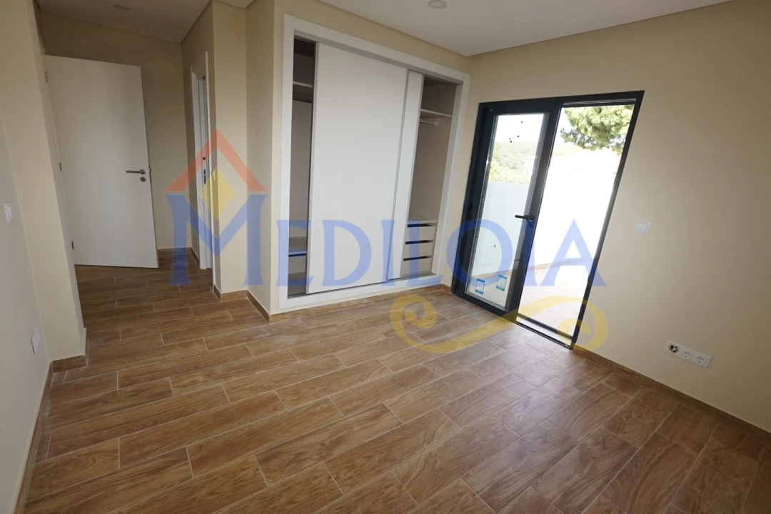 Moradia T2 para Venda em Castro Marim Foto 8