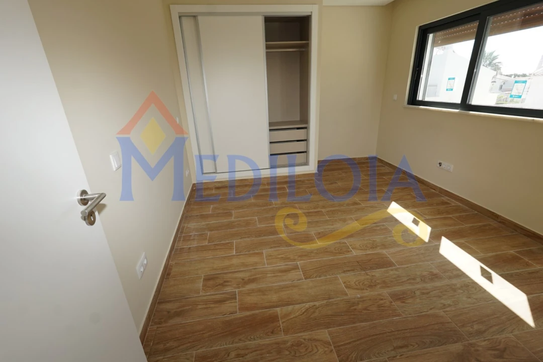 Moradia T2 para Venda em Castro Marim Foto 10