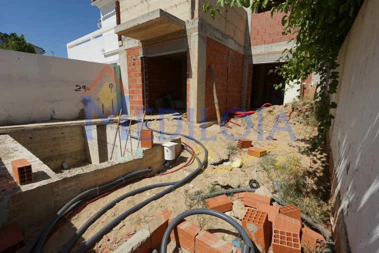 Moradia T2 para Venda em Altura Foto 3