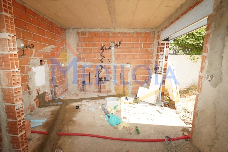 Moradia T2 para Venda em Altura Foto 4