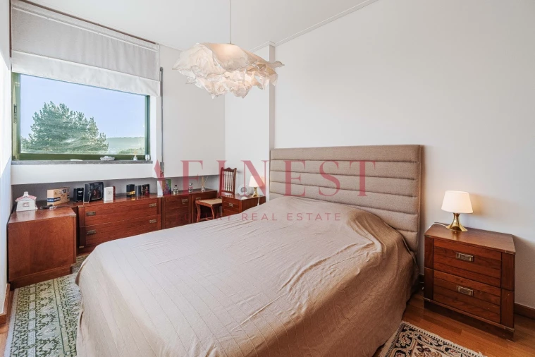 Apartamento T2 para Venda em Alfragide Foto 24