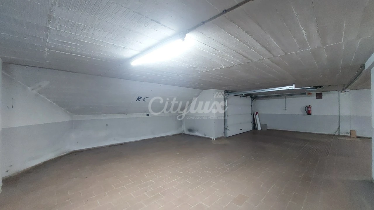 Apartamento T2 para Venda em Cascais e Estoril Foto 38