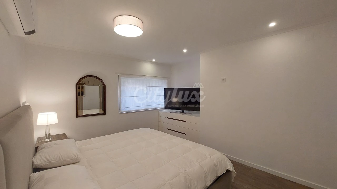 Apartamento T2 para Venda em Cascais e Estoril Foto 24