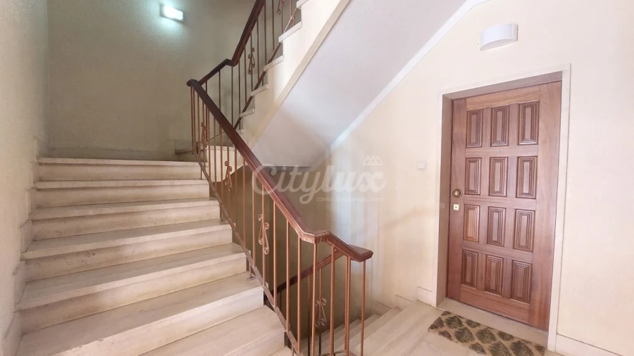 Apartamento T2 para Venda em Cascais e Estoril Foto 37