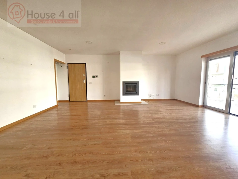 Apartamento T4 para Venda em Nossa Senhora do Pópulo, Coto e São Gregório Foto 2