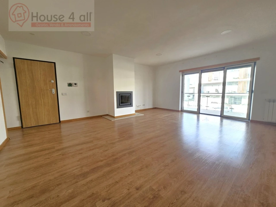 Apartamento T4 para Venda em Nossa Senhora do Pópulo, Coto e São Gregório Foto 3