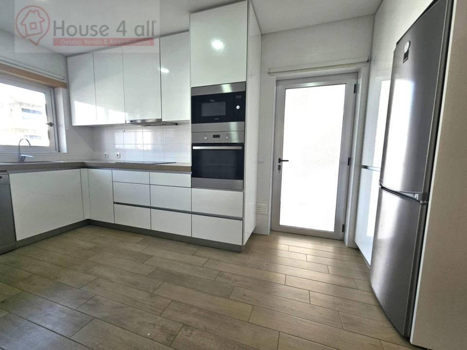 Apartamento T4 para Venda em Nossa Senhora do Pópulo, Coto e São Gregório Foto 7