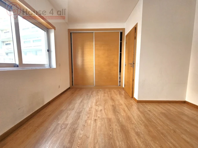 Apartamento T4 para Venda em Nossa Senhora do Pópulo, Coto e São Gregório Foto 22