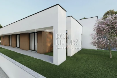 Moradia T4 para Venda em Corroios