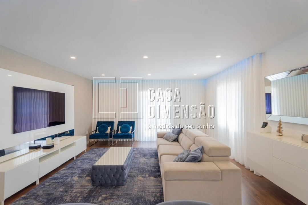 Apartamento T2 para Venda em Venteira Foto 19