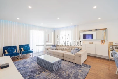 Apartamento T2 para Venda em Venteira