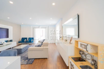 Apartamento T2 para Venda em Venteira